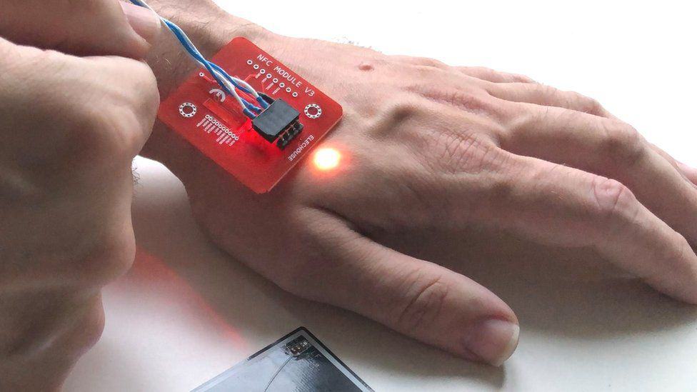 the microchip implants that let you pay with your hand 01